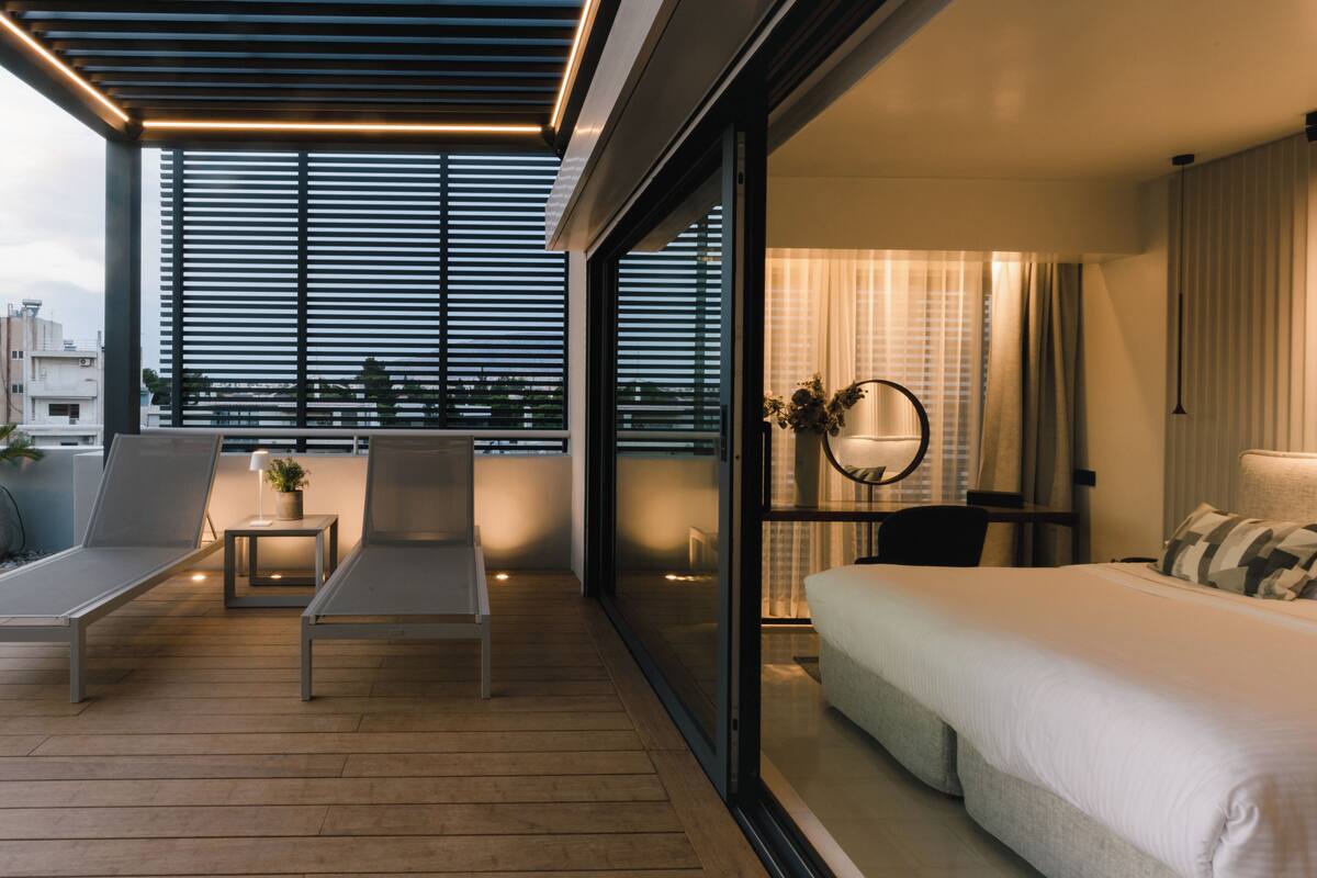 Superior Suite | Premium bedding, memory-foam beds, minibar, in-room safe