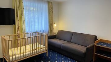 Superior-Familien Zimmer | Allergikerbettwaren, Minibar, Zimmersafe, Schreibtisch