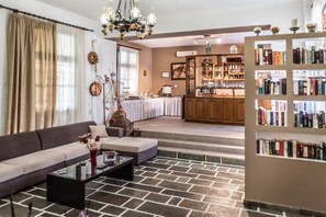 Interior - Matina Hotel (Samos)