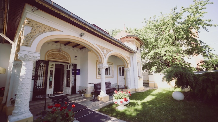 Hotel Dumbrava