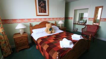In-room safe, iron/ironing board, free WiFi, bed sheets