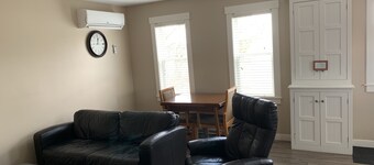 The Lionstone Inn Motel and Cottages