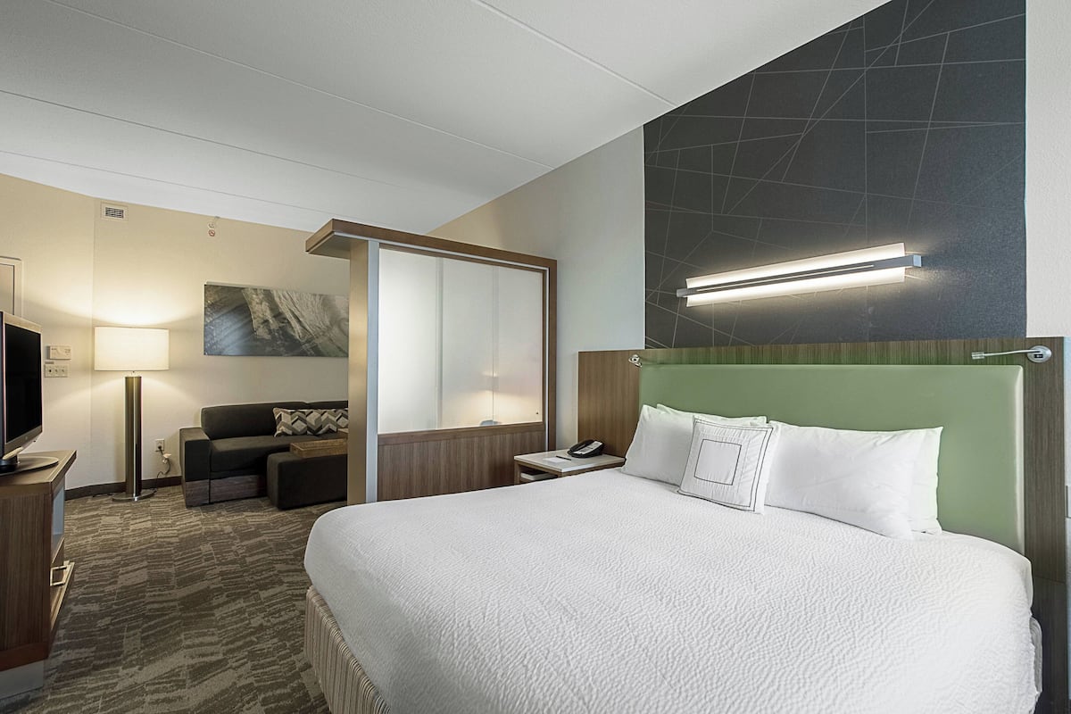 1 Schlafzimmer, Allergikerbettwaren, Daunenbettdecken, Zimmersafe
