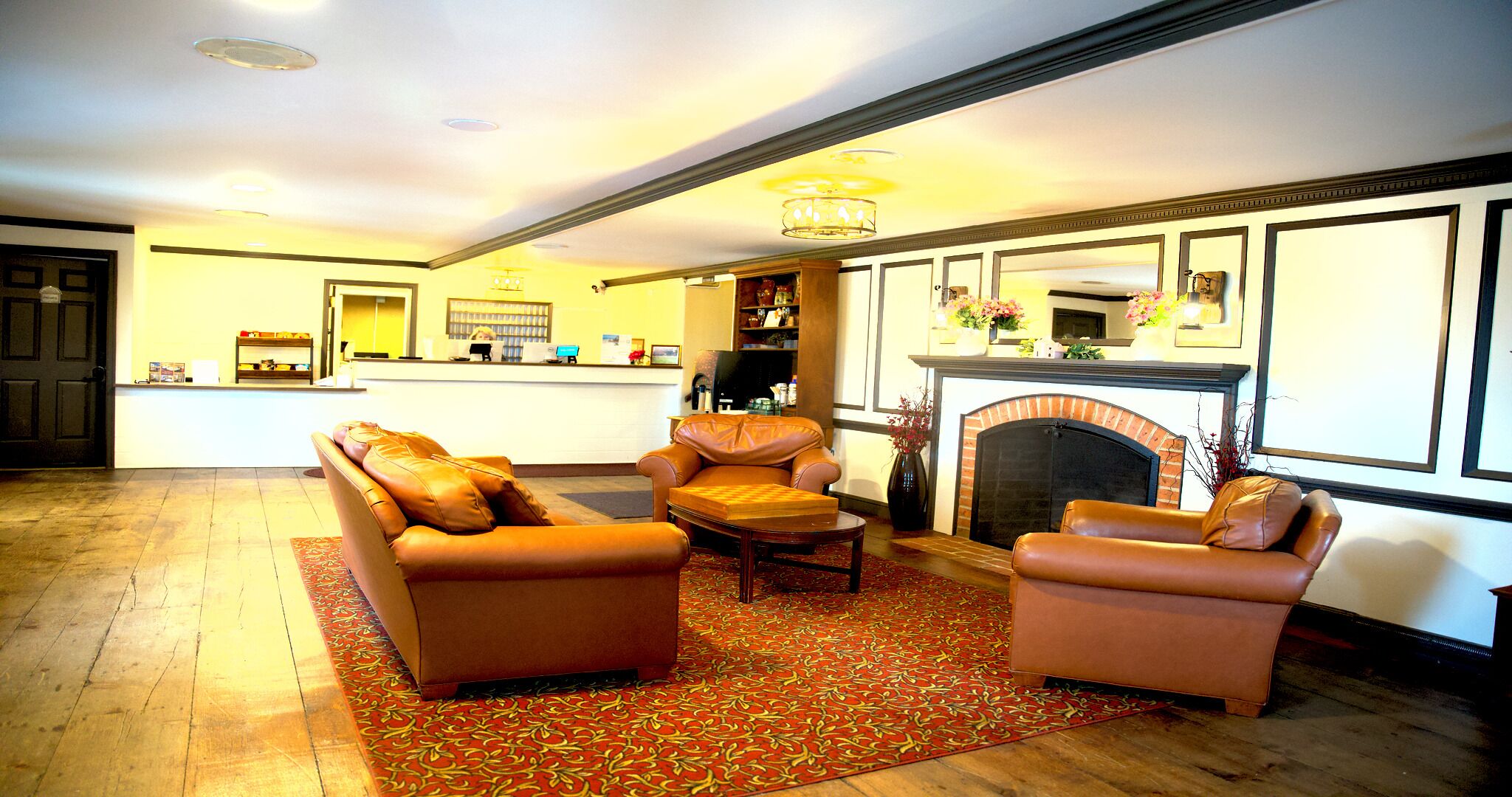 Premium bedding, pillow-top beds, in-room safe, desk