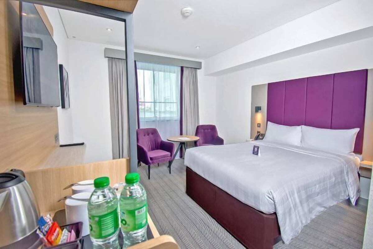 Premium bedding, pillow-top beds, in-room safe, desk