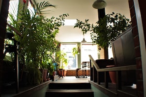 Interior detail - Palmers Lodge Swiss Cottage - Hostel  (London)
