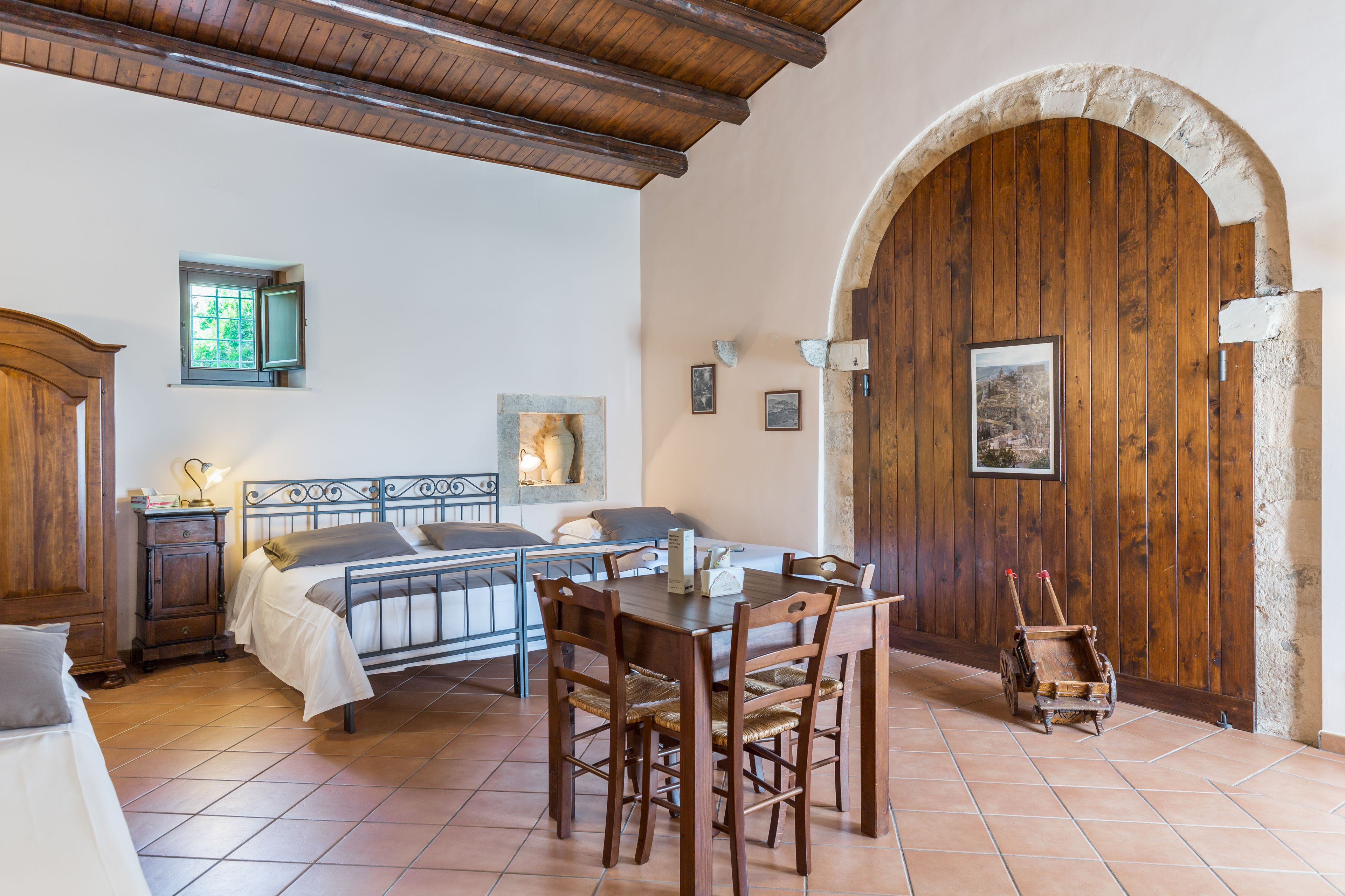 Quadrupla Superior (5 pax) | Biancheria da letto di alta qualità, minibar, una cassaforte in camera