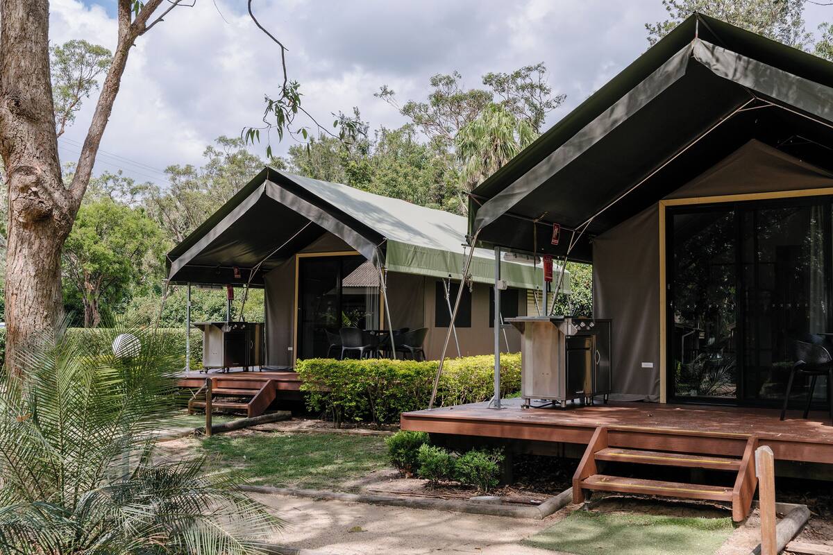 Cabin Tiêu chuẩn (Safari Palm) | Hiên