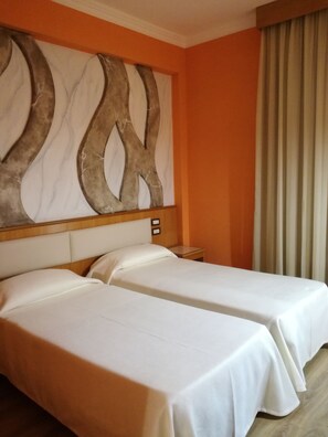 Standard Single Room - Filippone Hotel & Ristorante (Gioia dei Marsi)