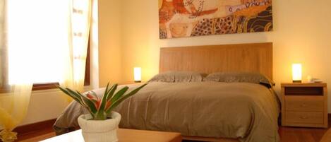 Una cassaforte in camera, insonorizzazione, ferro/asse da stiro