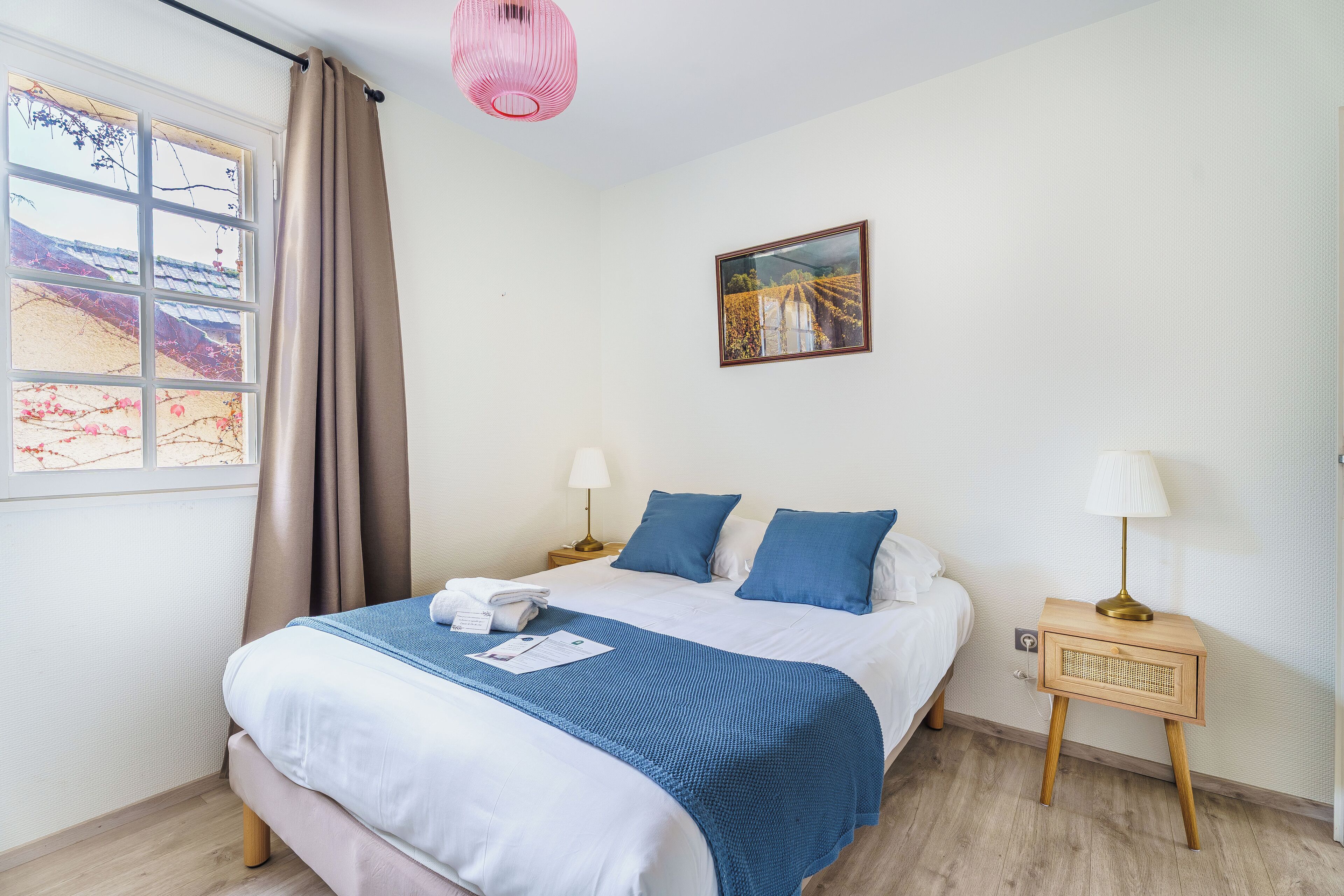 Standard Double Room | Desk, free WiFi, bed sheets