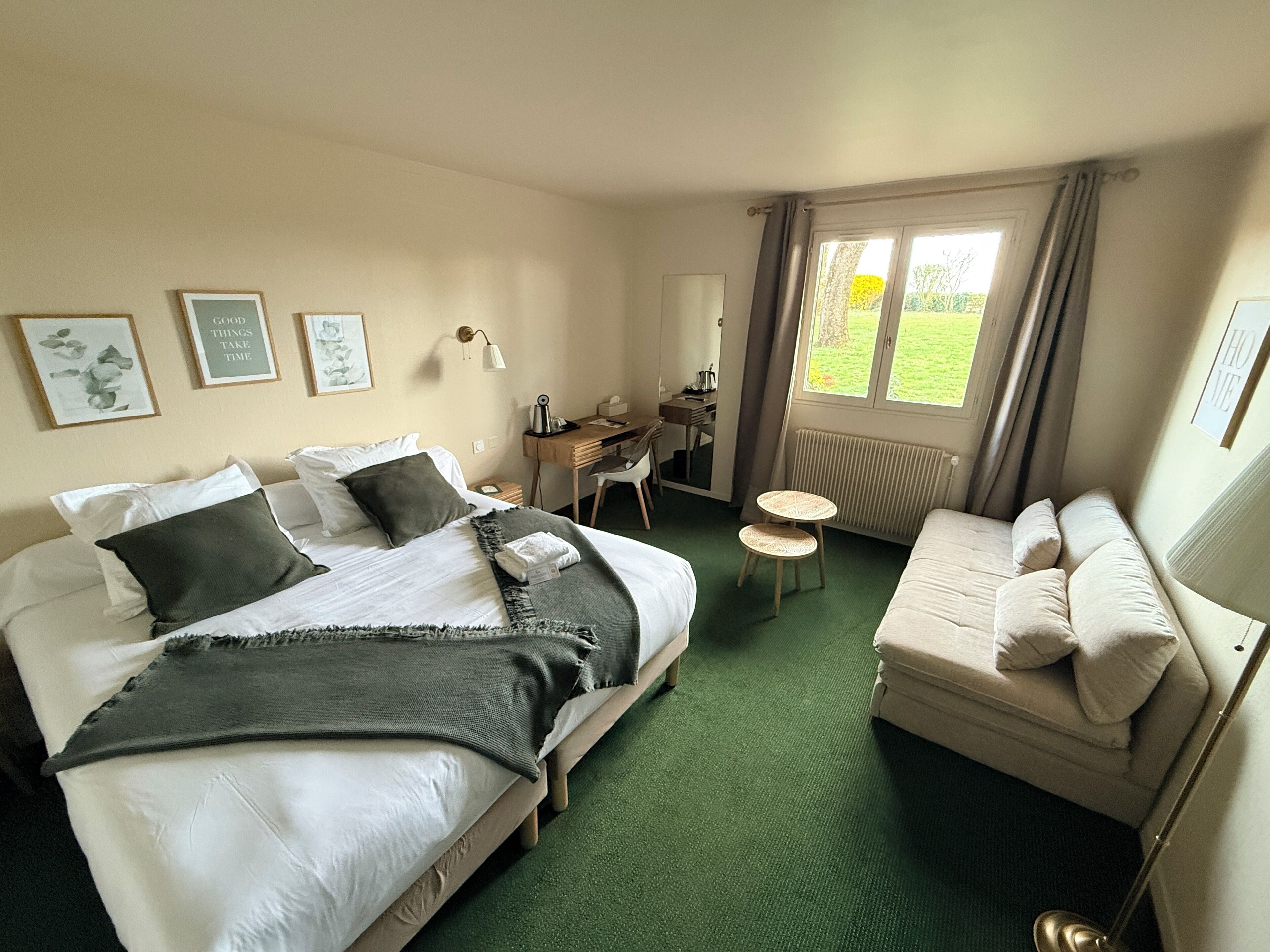 Firemannsrom – comfort | Skrivebord, wi-fi (inkludert) og sengetøy