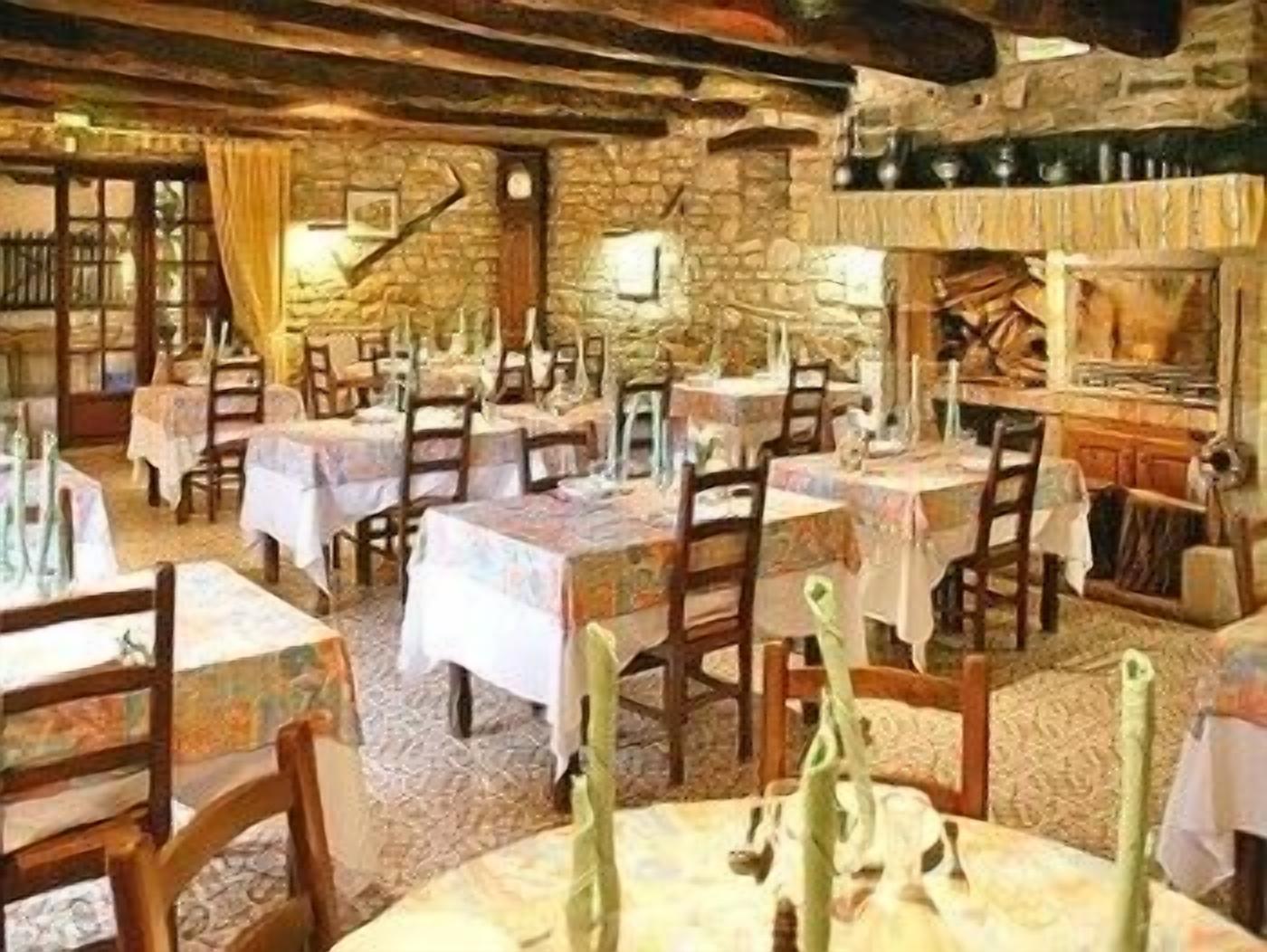 lunch and dinner served, french cuisine