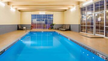 Innenpool, Außenpool