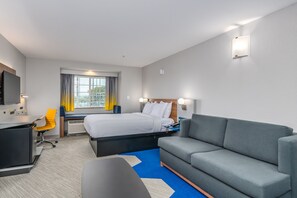 セーフティボックス (室内)、デスク、ノートパソコン用作業スペース、遮光カーテン