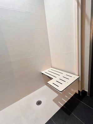 Zimmer, barrierefrei | Badezimmer