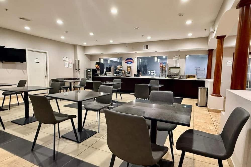 Baymont by Wyndham Texas City
