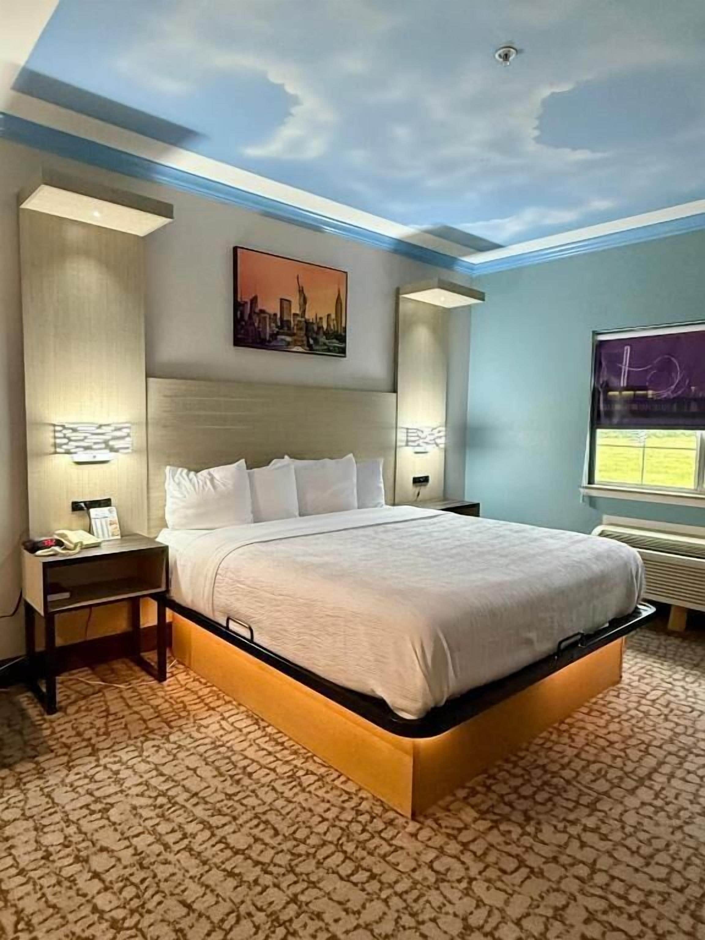 Individually decorated, individually furnished, desk, laptop workspace