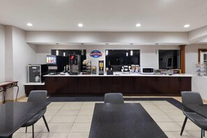 Free daily continental breakfast - Baymont by Wyndham Texas City (Texas City)