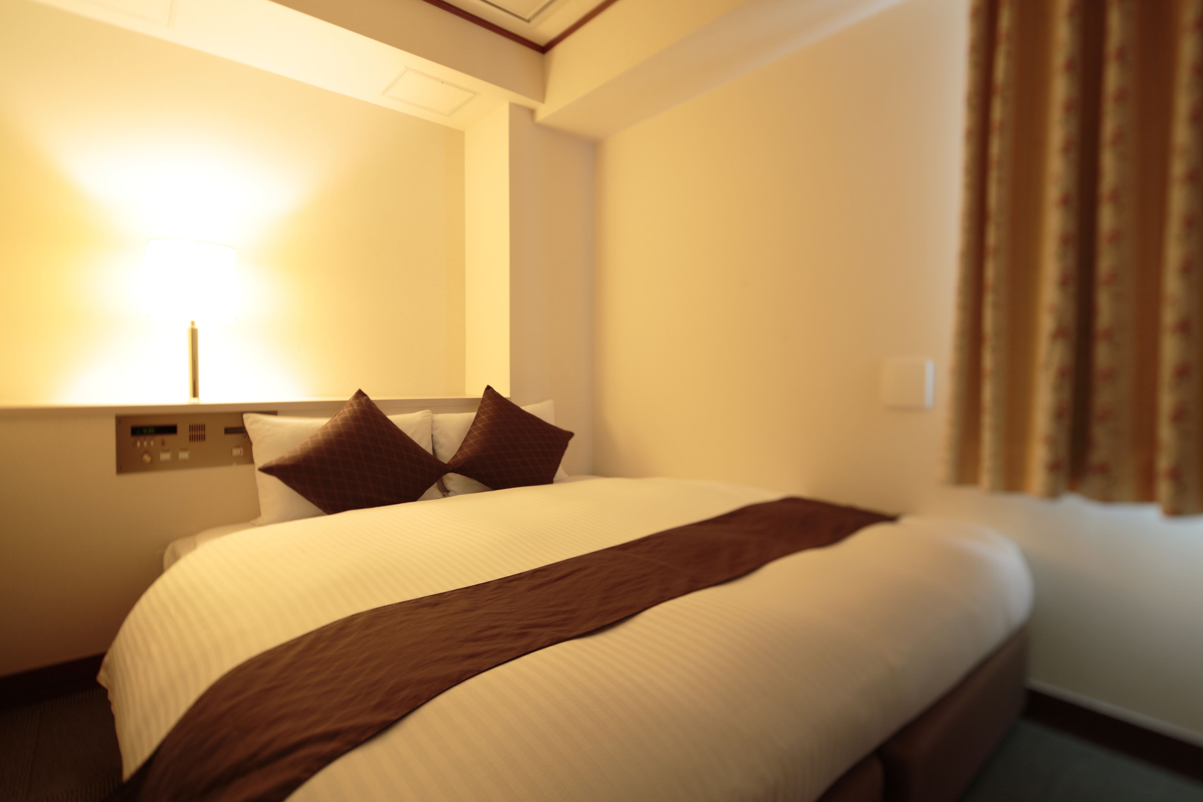 down duvets, in-room safe, desk, blackout curtains