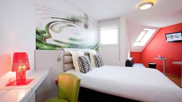 Literie de qualité supérieure, surmatelas, bureau, chambres insonorisées