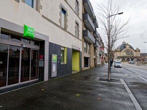 Exterior - ibis Styles Saint-Brieuc Gare Centre (Saint-Brieuc)