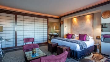 Ambassador Chalet - Double (7) | 1 bedroom, minibar, in-room safe, desk