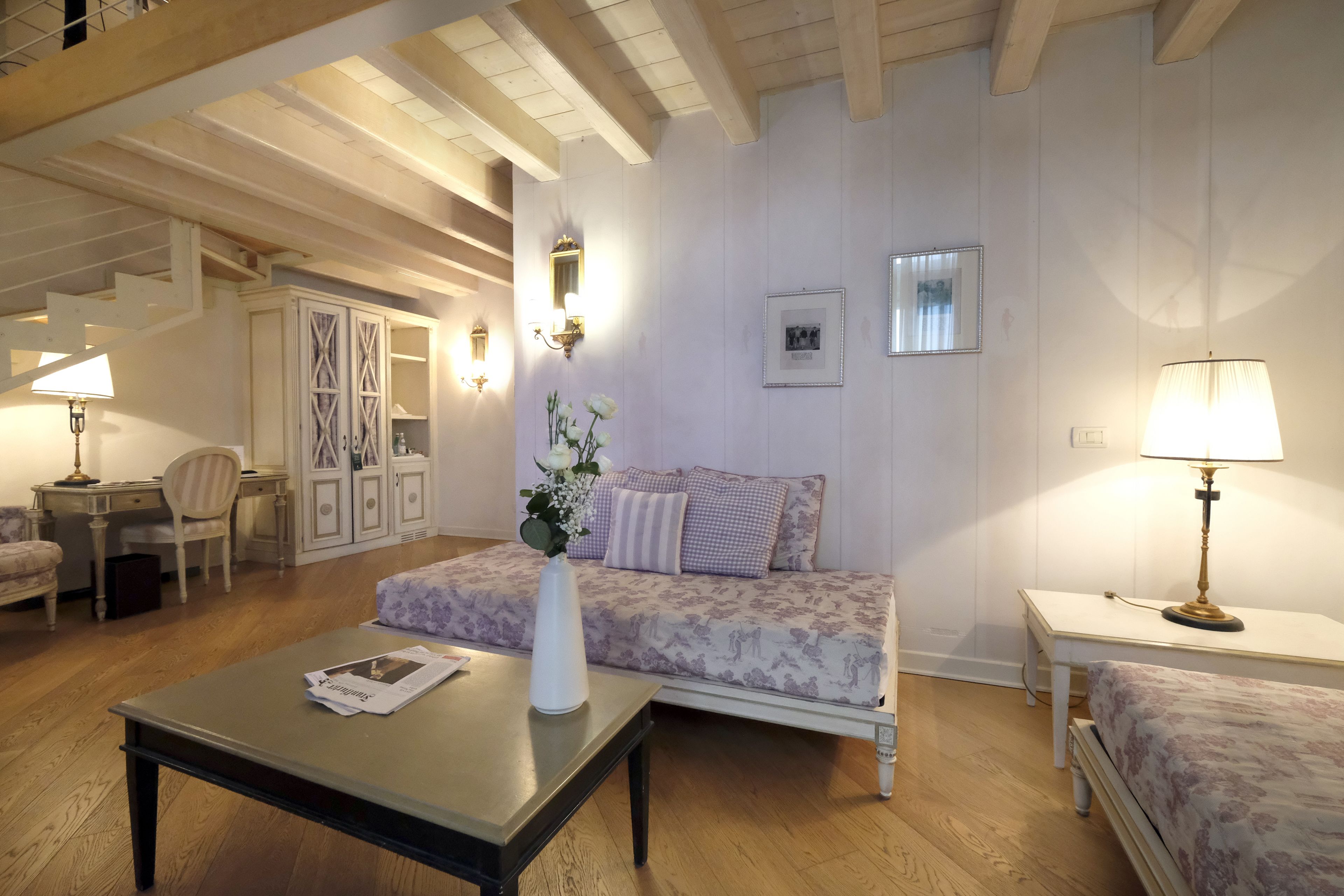 suite (special package family suite) | living area | flat-screen tv, pay films