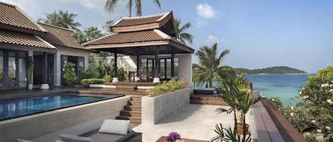 Premium bedding, minibar, in-room safe, individually decorated