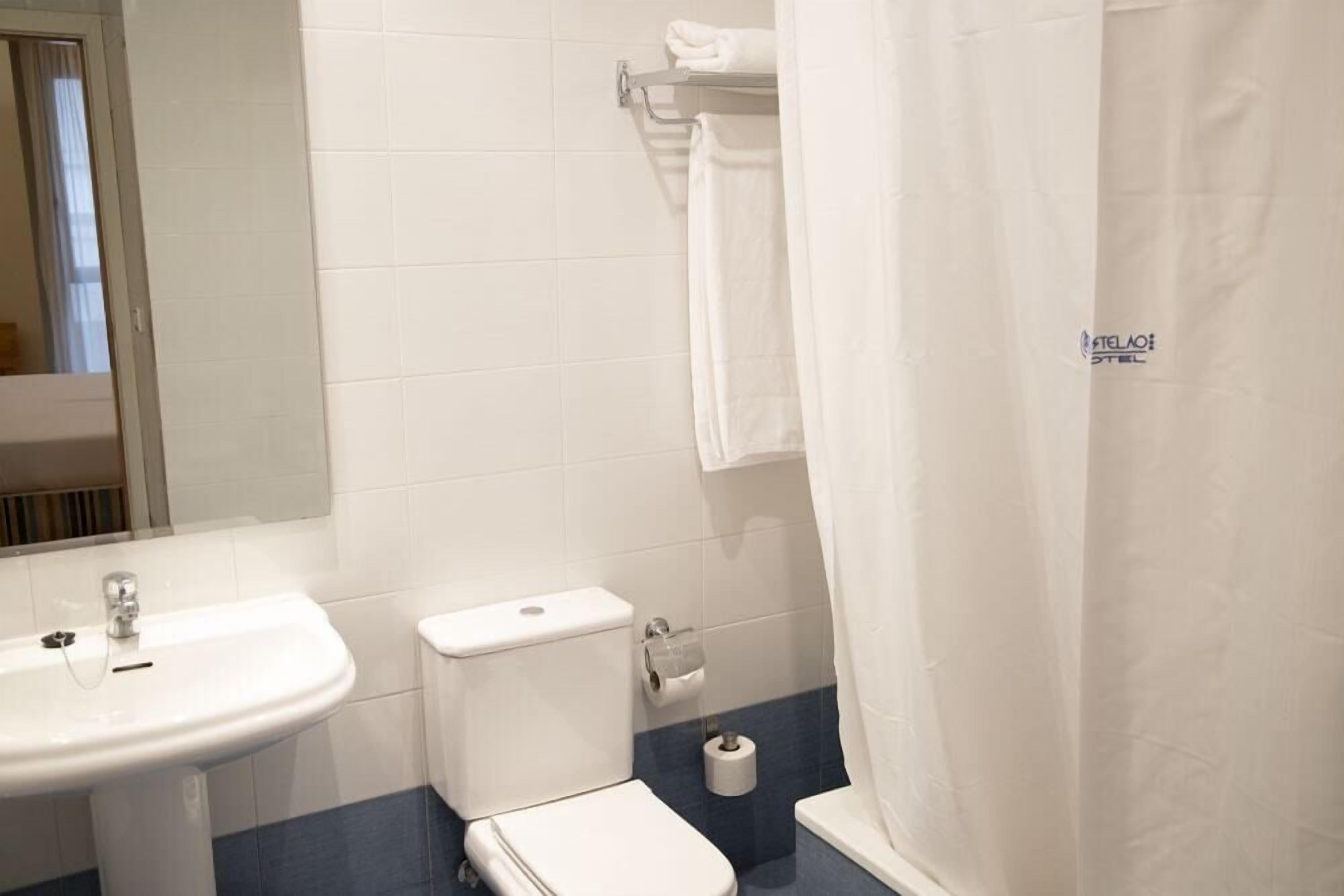 economy apartment, 1 bedroom | bathroom | free toiletries, hair dryer, towels, soap