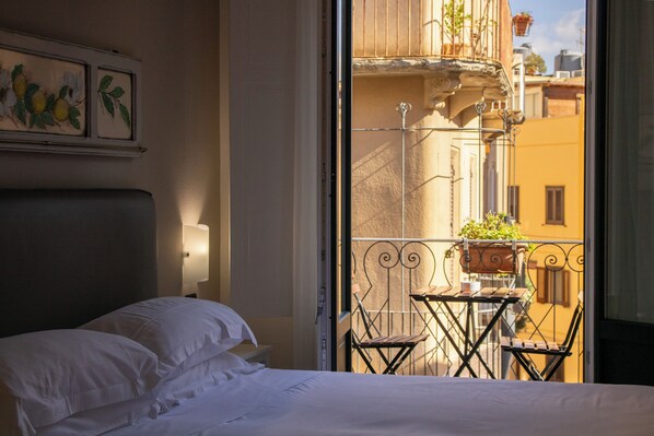 Literie de qualité supérieure, couette en duvet d'oie, minibar