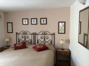 Economy Double Room (in Mansard, external private bathroom) | Blackout drapes, soundproofing, iron/ironing board, rollaway beds