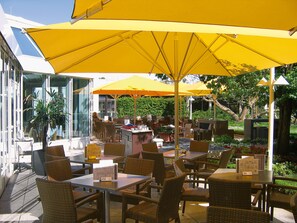 Terrace/patio - Seminaris Hotel Lüneburg (Lueneburg)