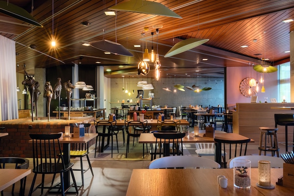 2 Restaurants, Frühstück