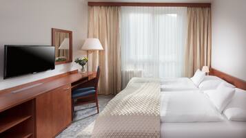 In-room safe, desk, laptop workspace, free WiFi
