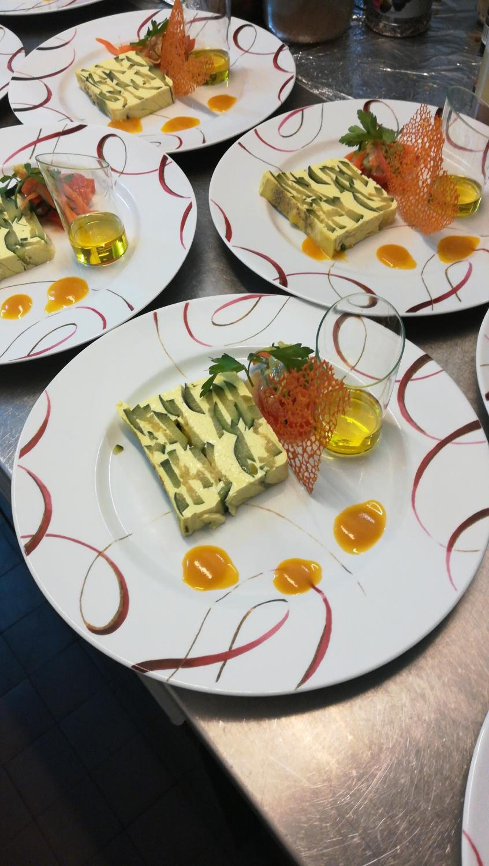 lunch, dinner served; french cuisine, al fresco dining