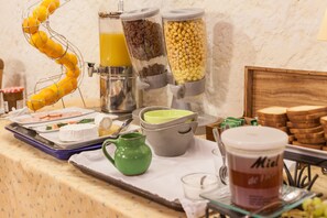 Daily buffet breakfast (EUR 8.50 per person)