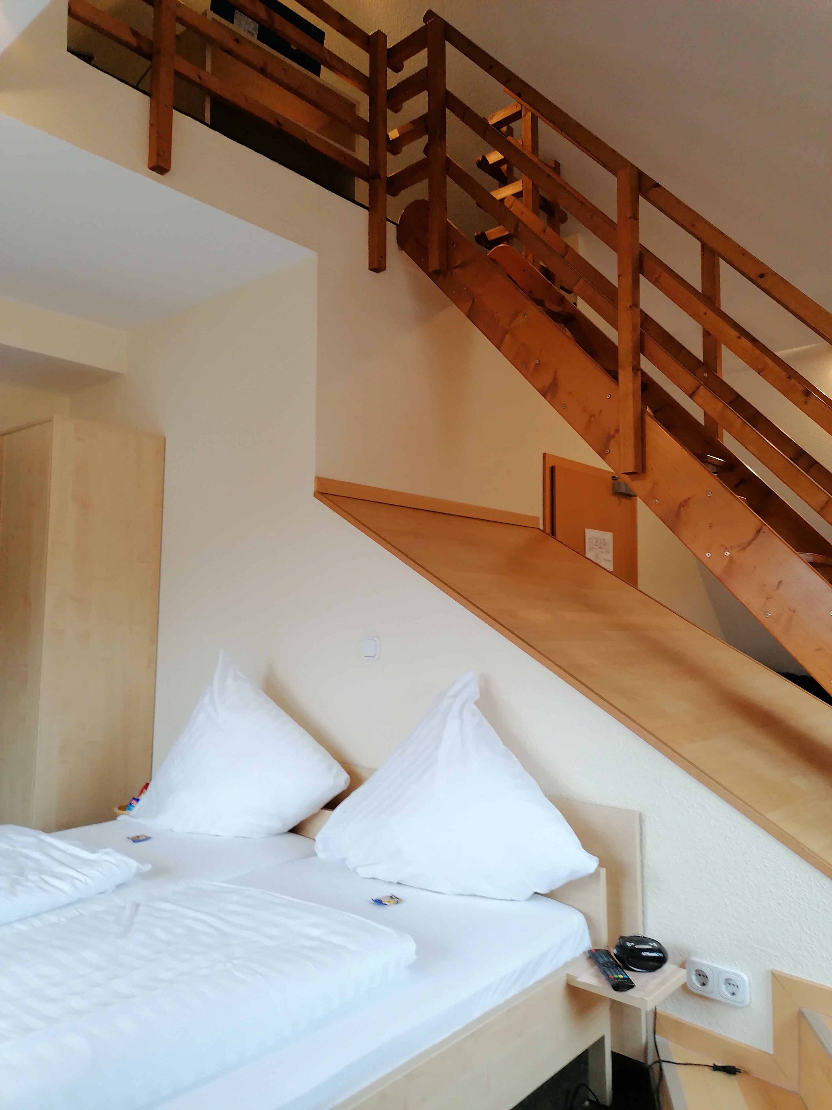 standard quadruple room | minibar, desk, soundproofing, free wifi