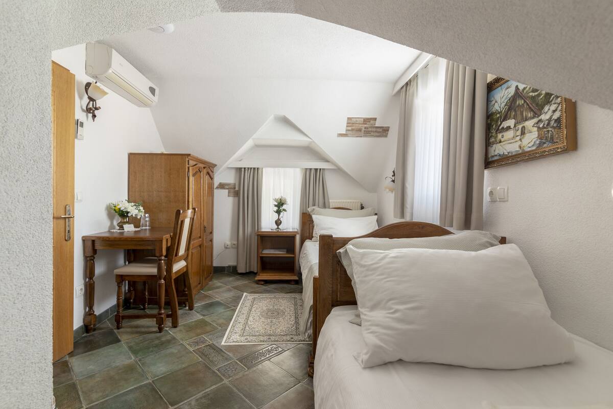 Chambre Économique avec lits jumeaux, 2 lits une place