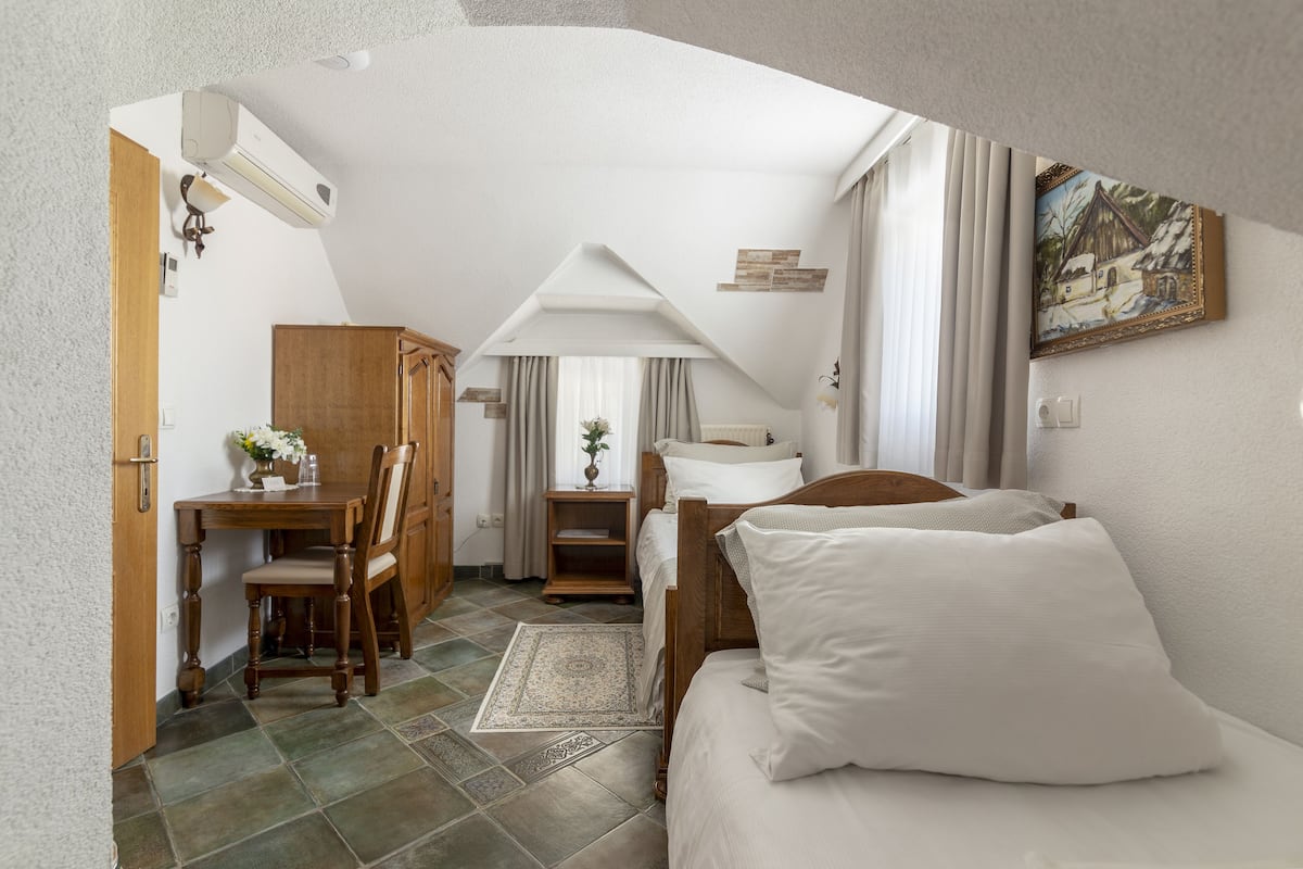 Economy-Zweibettzimmer, 2Â Einzelbetten