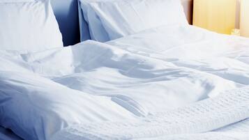 Departamento | Camas con pillow-top, tabla de planchar con plancha y cunas