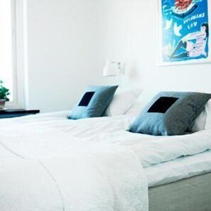 Pillow-top beds, iron/ironing board, cots/infant beds, rollaway beds