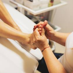Sauna, vasca idromassaggio, aromaterapia, massaggi sportivi