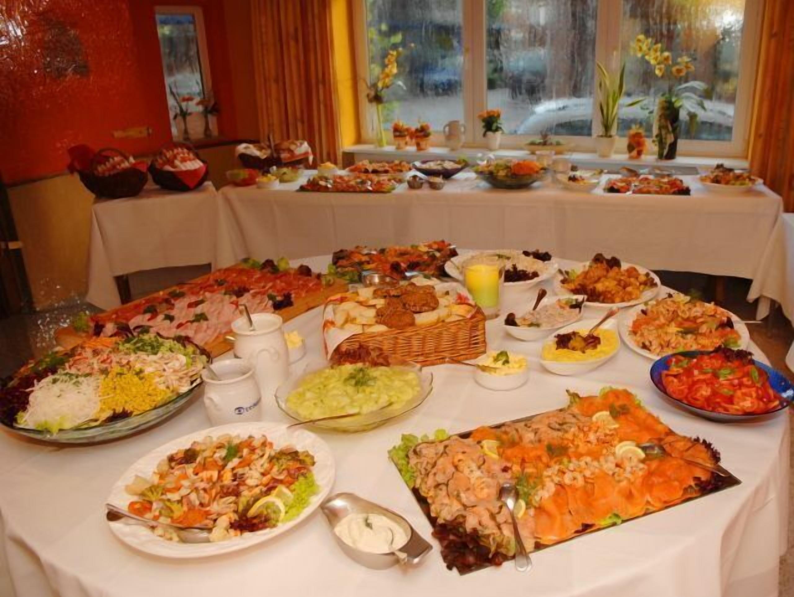 daily buffet breakfast (eur 8.8 per person)