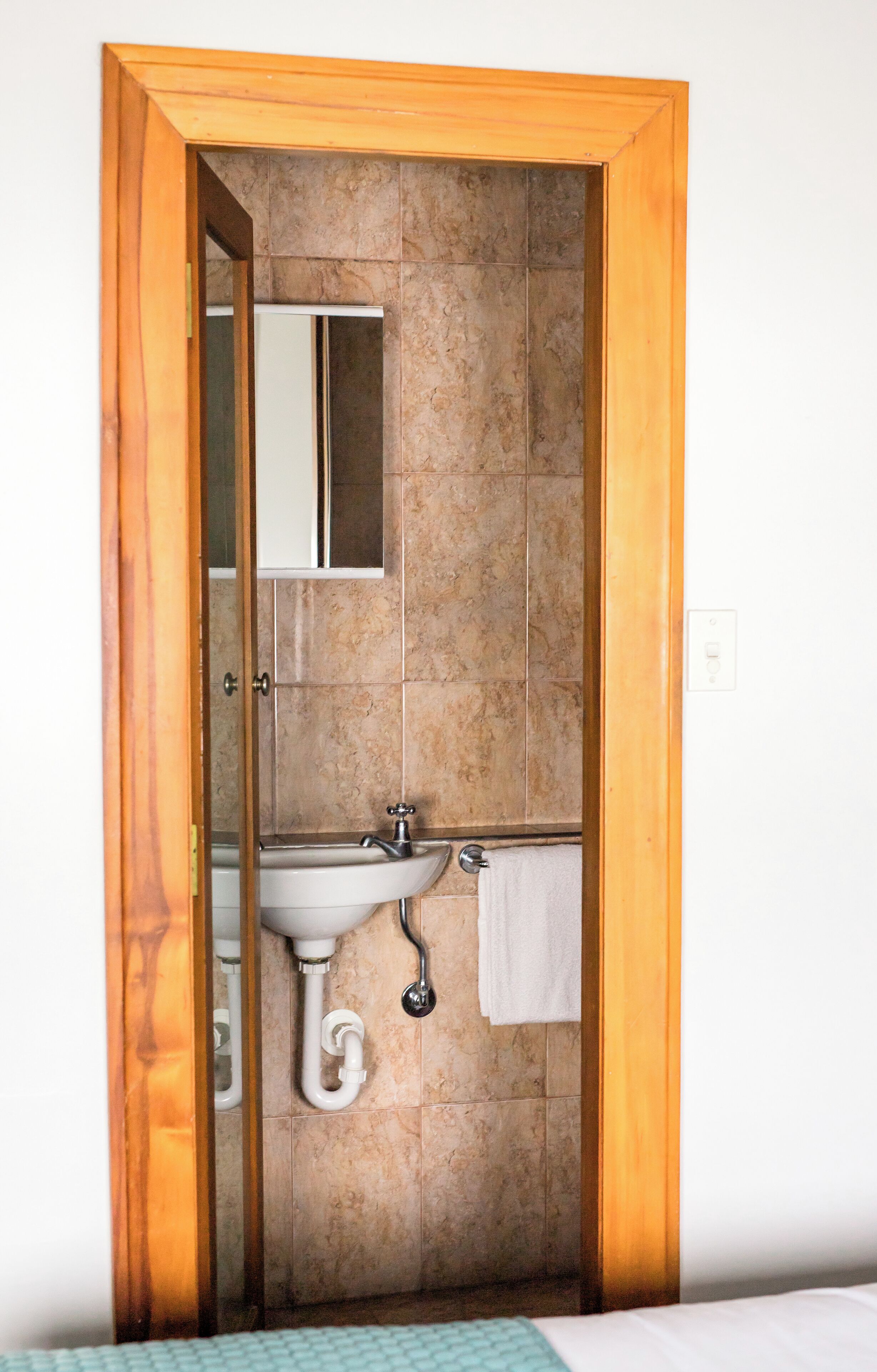 Photo - The Cambridge Hotel & Backpackers