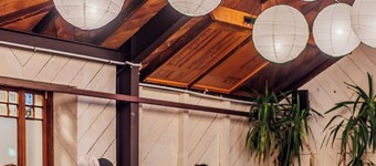 The Cambridge Hotel & Backpackers