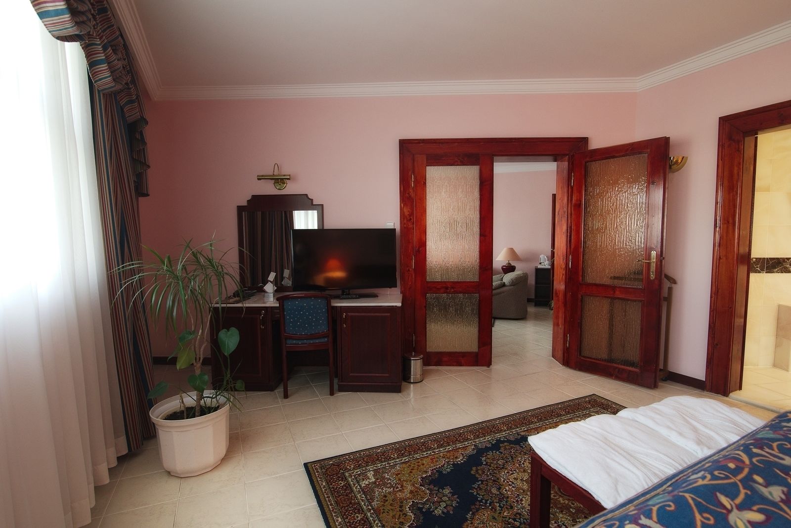 junior suite, 1 bedroom, balcony, city view | pillow-top beds, minibar, in-room safe, individually decorated