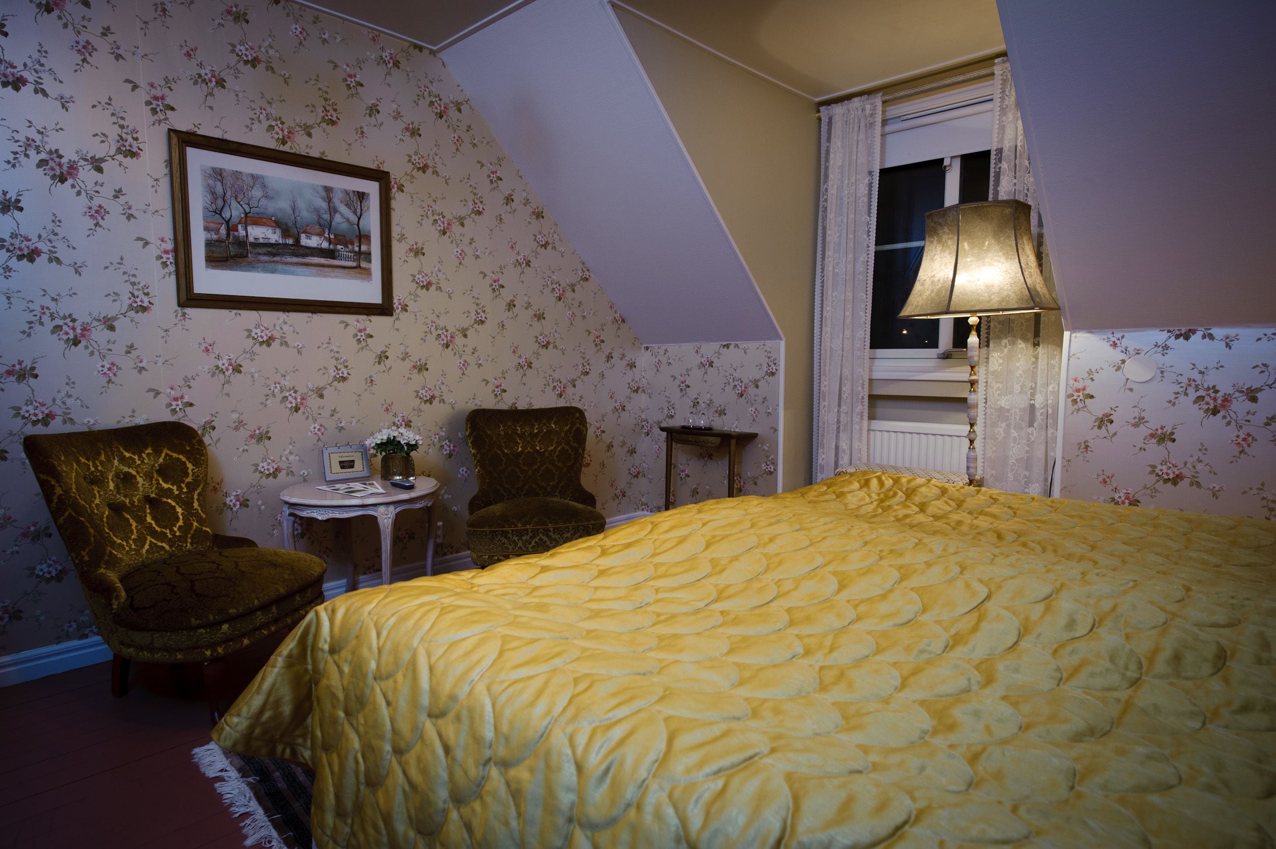 superior double room | 1 bedroom, individually decorated, iron/ironing board, free wifi