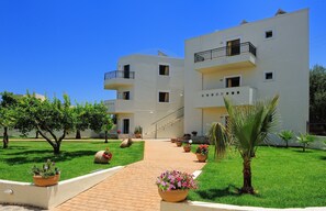 Exterior - Kristalli Hotel Apartments (Hersonissos)