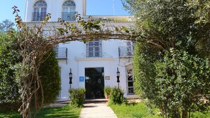 Fachada de la propiedad